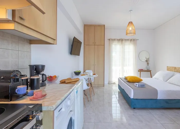 White House & Apartment